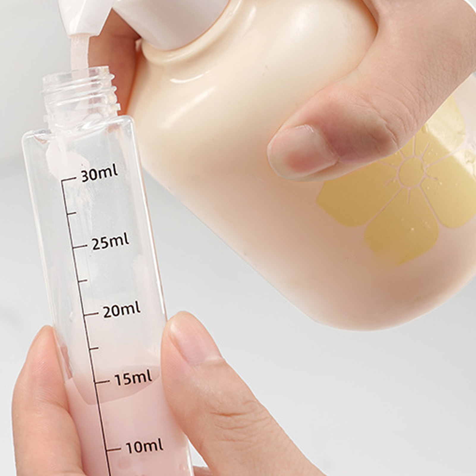 4-in-1 Travel Liquid Dispenser - Gel Refill Pack บทวิจารณ์และราคา